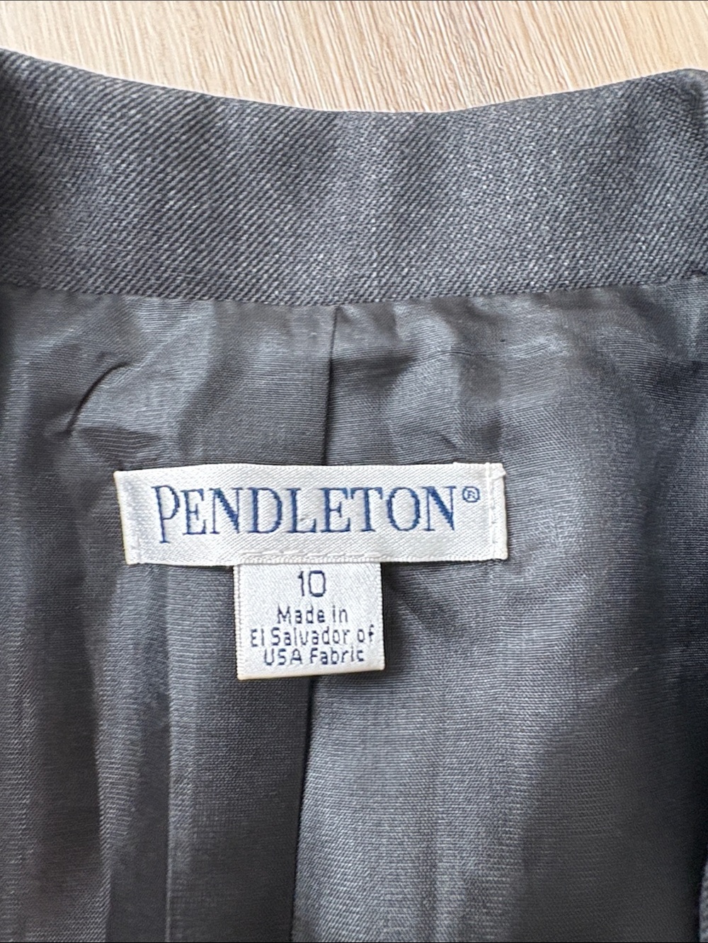 Vintage Pendleton Gray Virgin Wool Blazer Size 10 business casual minimalist - Picture 2 of 6